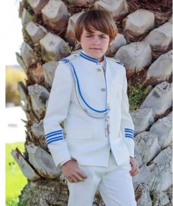 Lee más sobre el artículo Los mejores trajes de Primera Comunión para niños